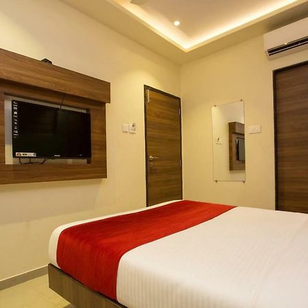 Hotel Grace Inn Mumbai Exteriör bild