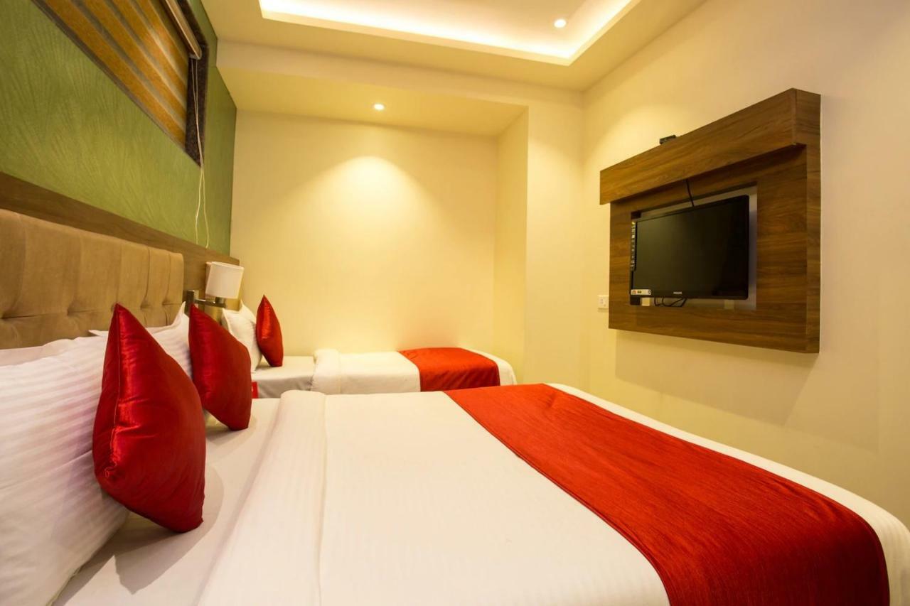 Hotel Grace Inn Mumbai Exteriör bild